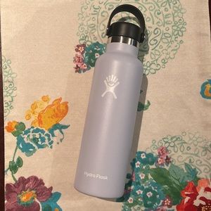 Hydro flask 21oz Standard Mouth Water Bottle